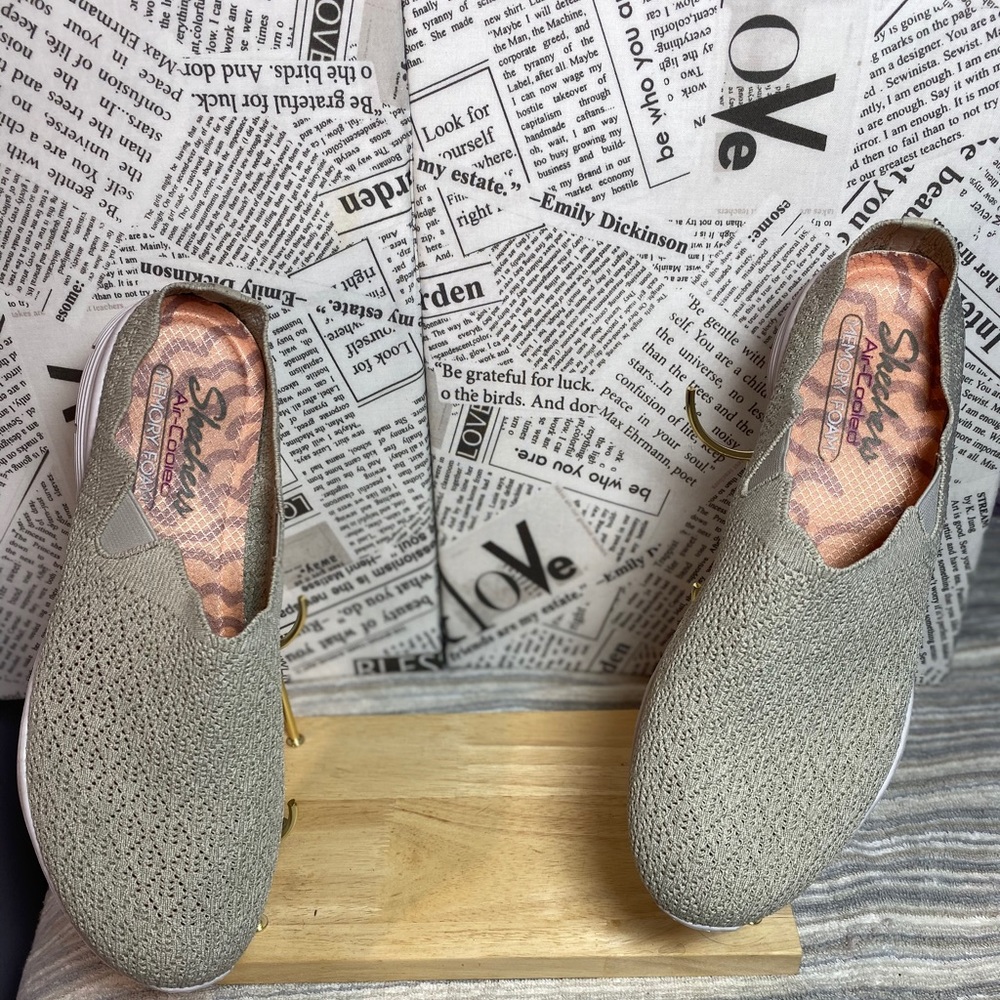 Skechers Beige Air Cooled Memory Foam Slip-on Walking Shoes Size 10